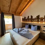 Studlerhof Çiftlik konaklama *