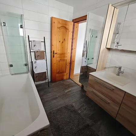Studlerhof Çiftlik konaklama *
