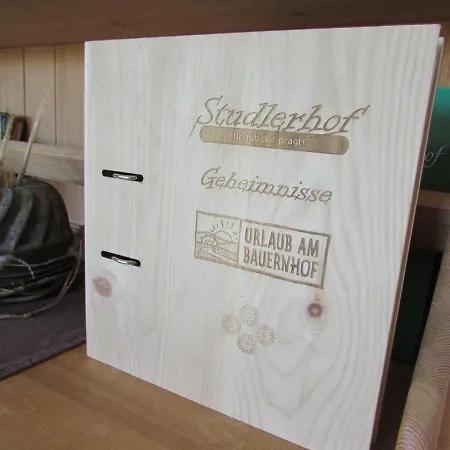 Studlerhof オーバーパーファス